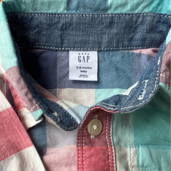 EUC, Baby GAP, size 3m-6m, spring plaid, polo bodysuit/onesie. - Picture 2 of 2
